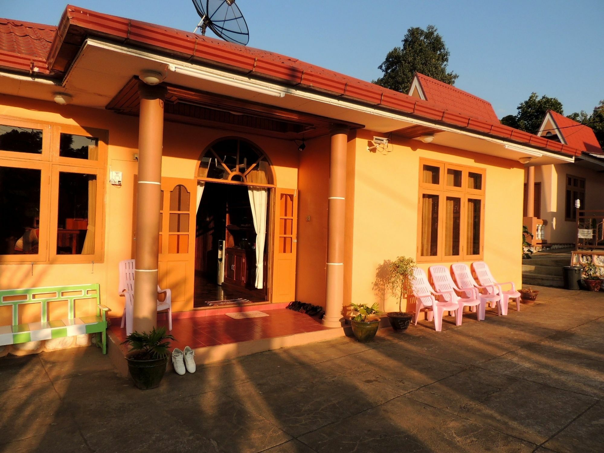 Hotel Ramonar Kalaw Exteriér fotografie